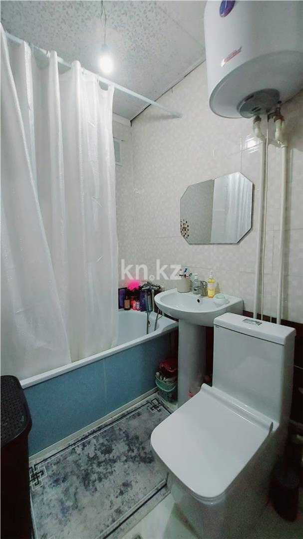 Продажа 2-комнатной квартиры, 44 м², мкр-н 13 в Караганде - фото 9