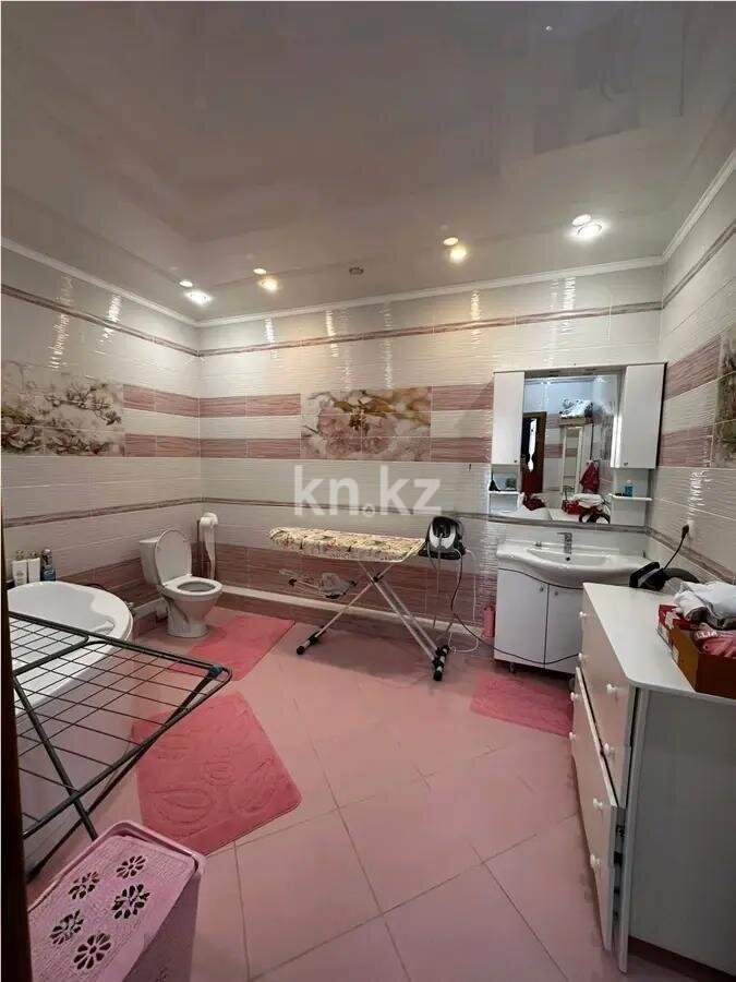 Продажа 5-комнатной квартиры, 252 м² в Астане - фото 7