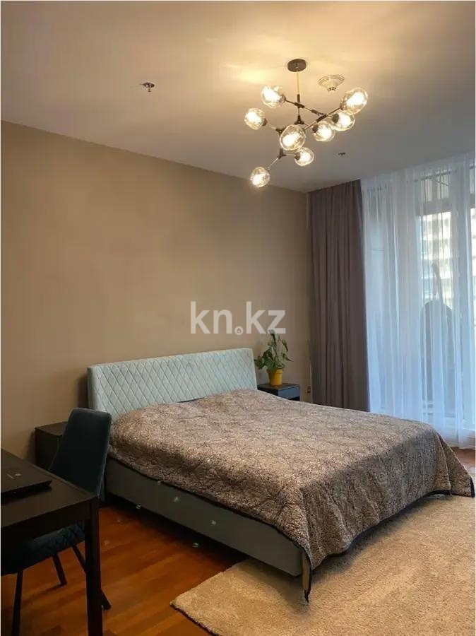 Продажа 4-комнатной квартиры, 198 м² в Алматы - фото 2