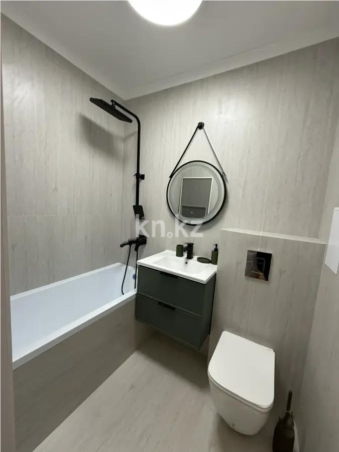 Продажа 3-комнатной квартиры, 76 м², ул. Жарокова, дом  290 в Алматы - фото 4