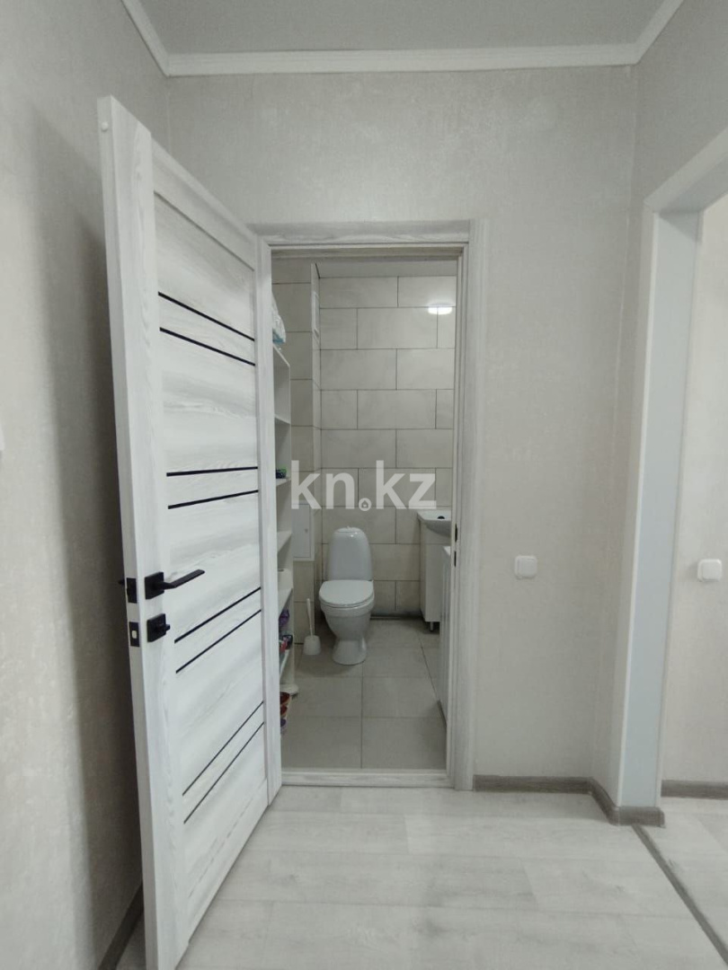 Продажа 1-комнатной квартиры, 33.9 м² в Уральске - фото 3