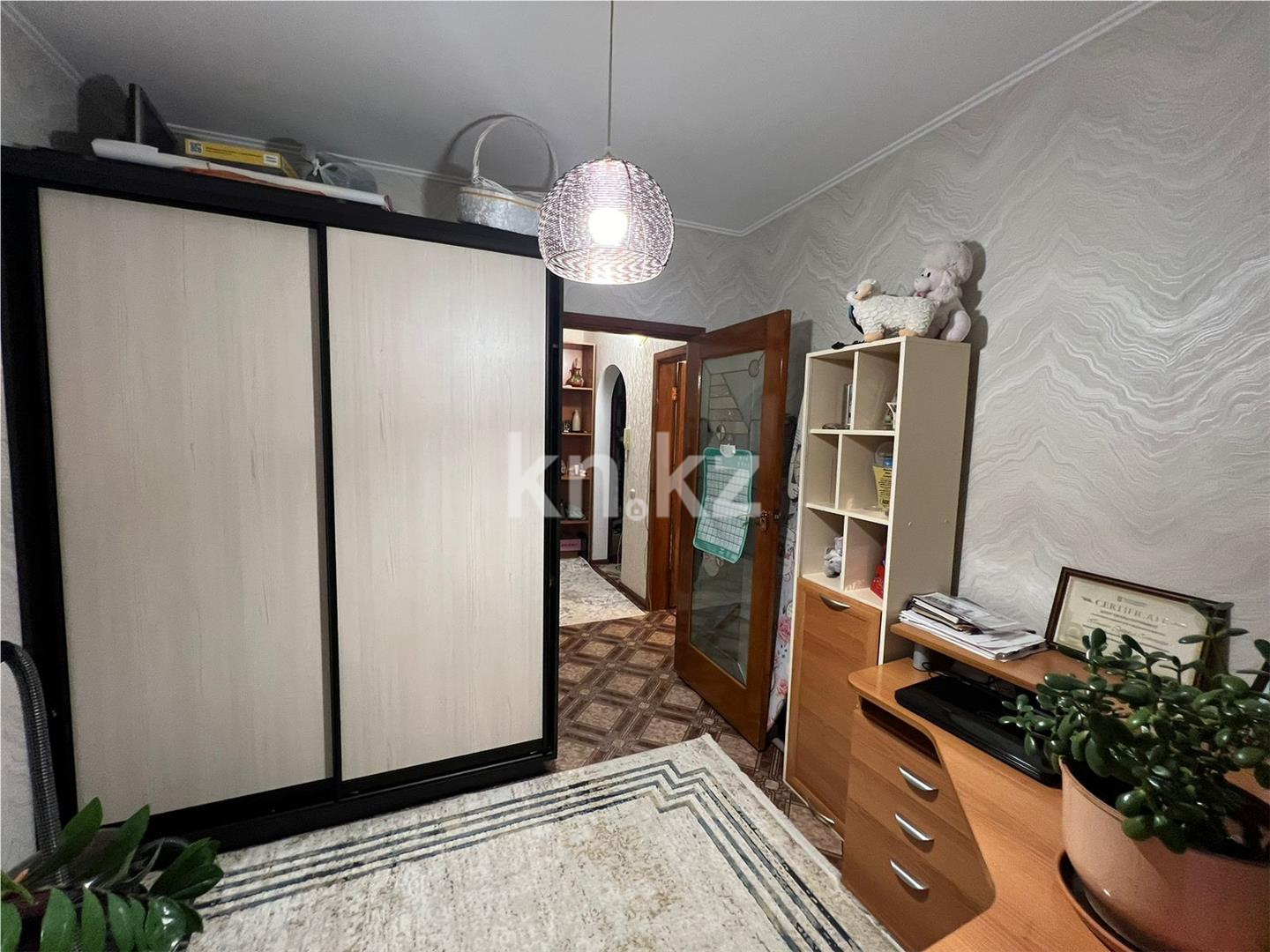 Продажа 4-комнатной квартиры, 76 м², мкр-н Степной-4, дом  29 в Караганде - фото 6