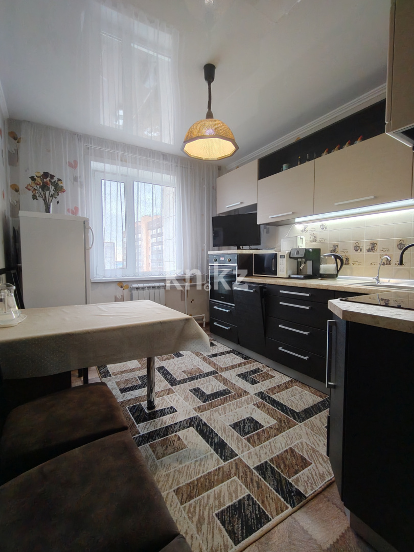 Продажа 4-комнатной квартиры, 87.6 м² в Караганде