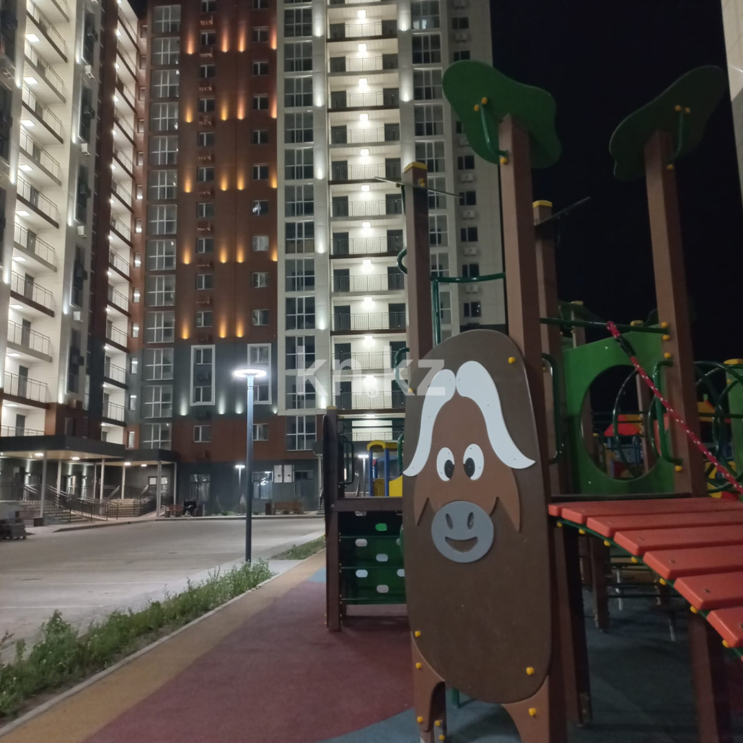 Продажа 2-комнатной квартиры, 43 м², ул. Муканова, дом  78/3 в Караганде