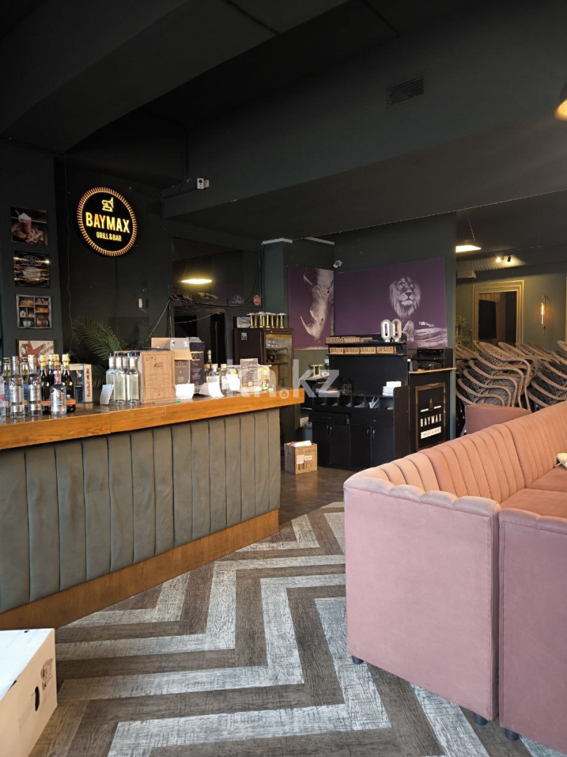 Продажа , 300 м², пр. Достык, дом  105 в Алматы - фото 10