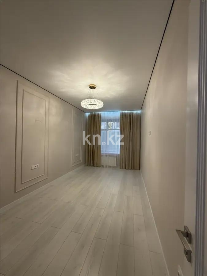 Продажа 3-комнатной квартиры, 67.9 м² в Астане - фото 2