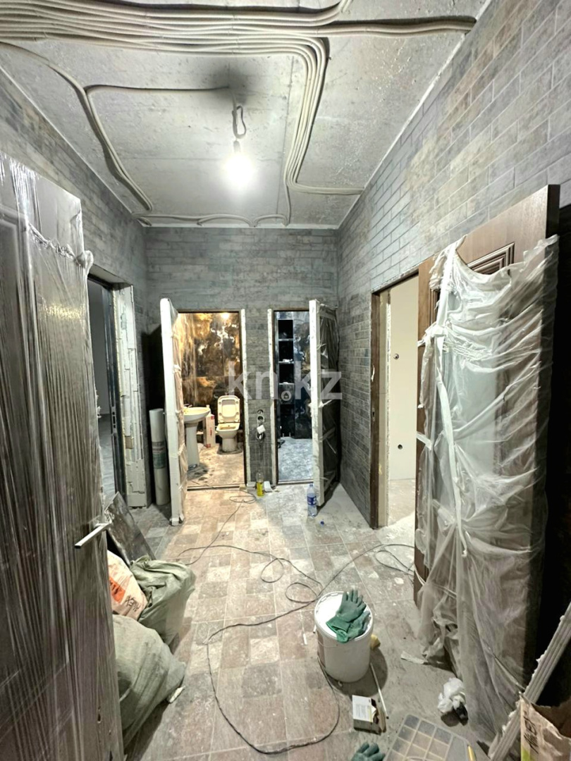 Продажа 2-комнатной квартиры, 56 м², мкр-н 8-й, дом  26 в Шымкенте - фото 14