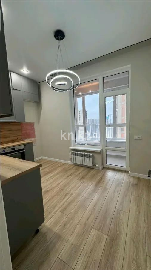 Продажа 1-комнатной квартиры, 42 м², ул. Байтурсынова, дом  14 в Астане - фото 2