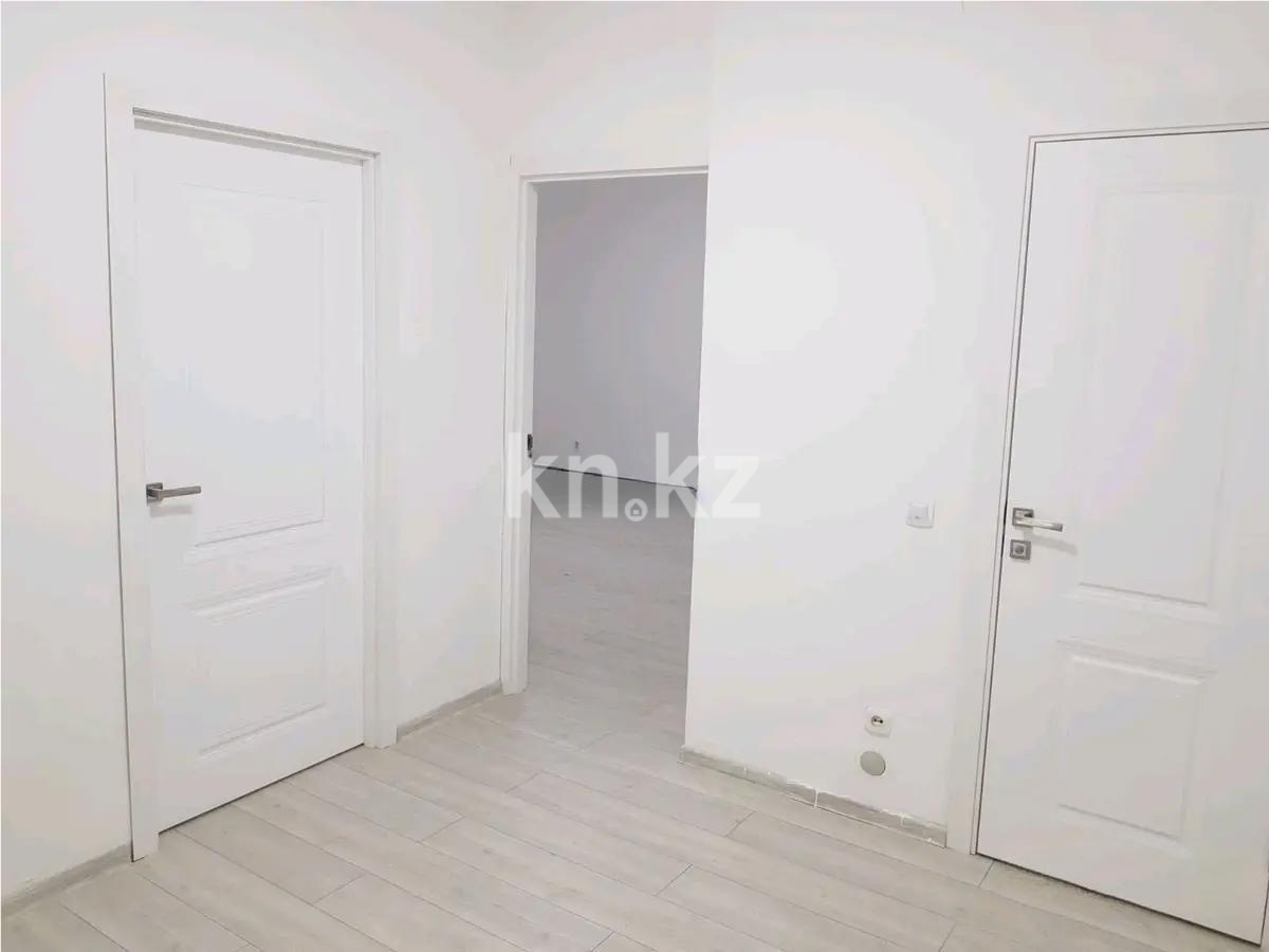 Продажа 2-комнатной квартиры, 60 м², ул. Сауран, дом  3/1 в Астане - фото 4