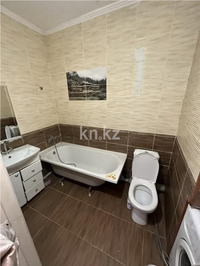 Продажа 1-комнатной квартиры, 41 м², мкр-н Кокжиек, дом  24 в Алматы - фото 3