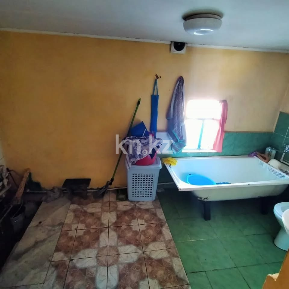 Продажа 4-комнатного дома, 82 м², ул. Молдагуловой, дом  51 в Караганде - фото 11