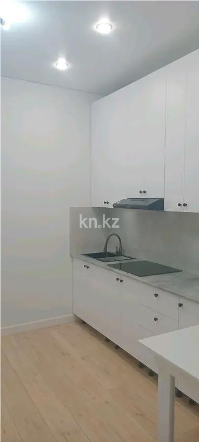 Продажа 1-комнатной квартиры, 40 м², ул. Айтматова, дом  77/7 в Астане - фото 2