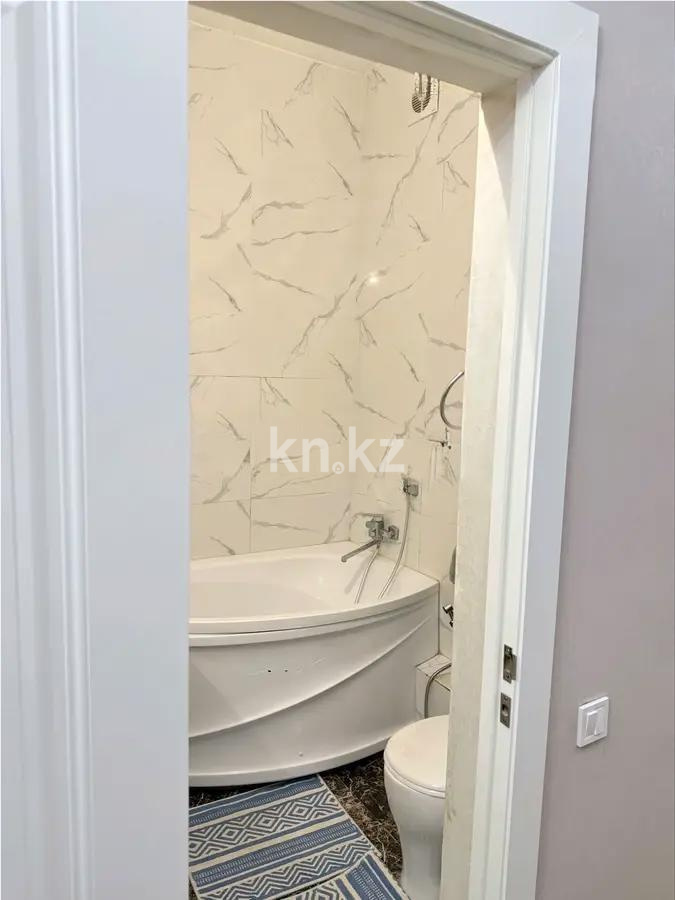Продажа 2-комнатной квартиры, 71 м², ул. Байтурсынова, дом  12 в Астане - фото 4