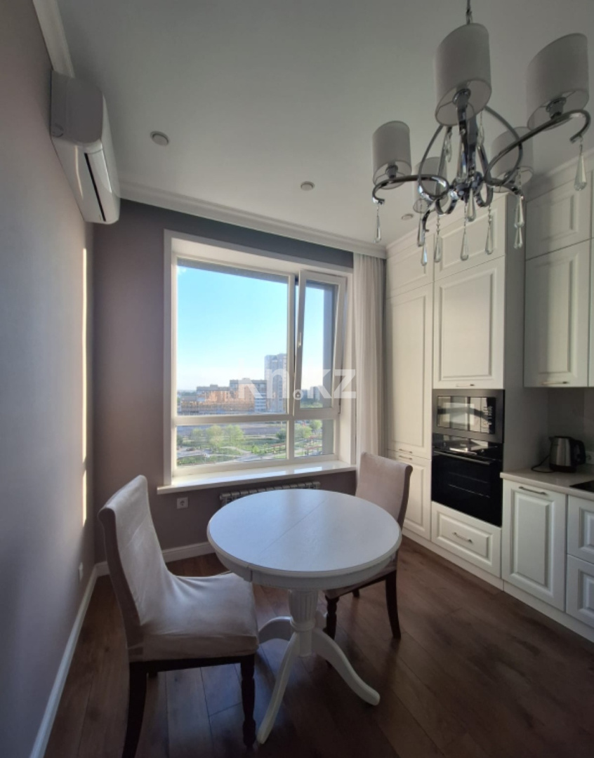 Продажа 3-комнатной квартиры, 90 м², пр. Республики, дом  23/2 в Караганде - фото 2