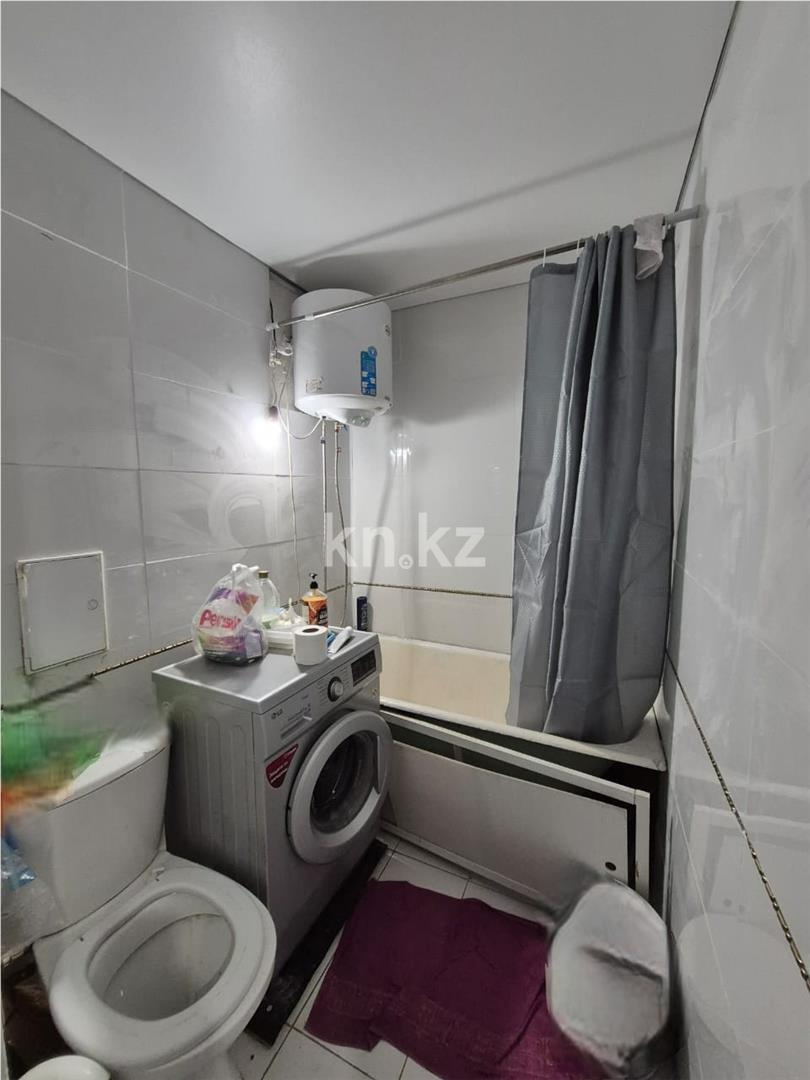 Продажа 2-комнатной квартиры, 47 м², мкр-н 15 в Караганде - фото 6