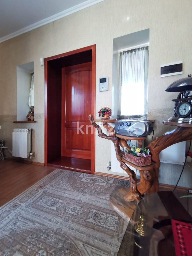 Продажа 5-комнатного дома, 205 м², ул. Сокольского в Алматы - фото 19