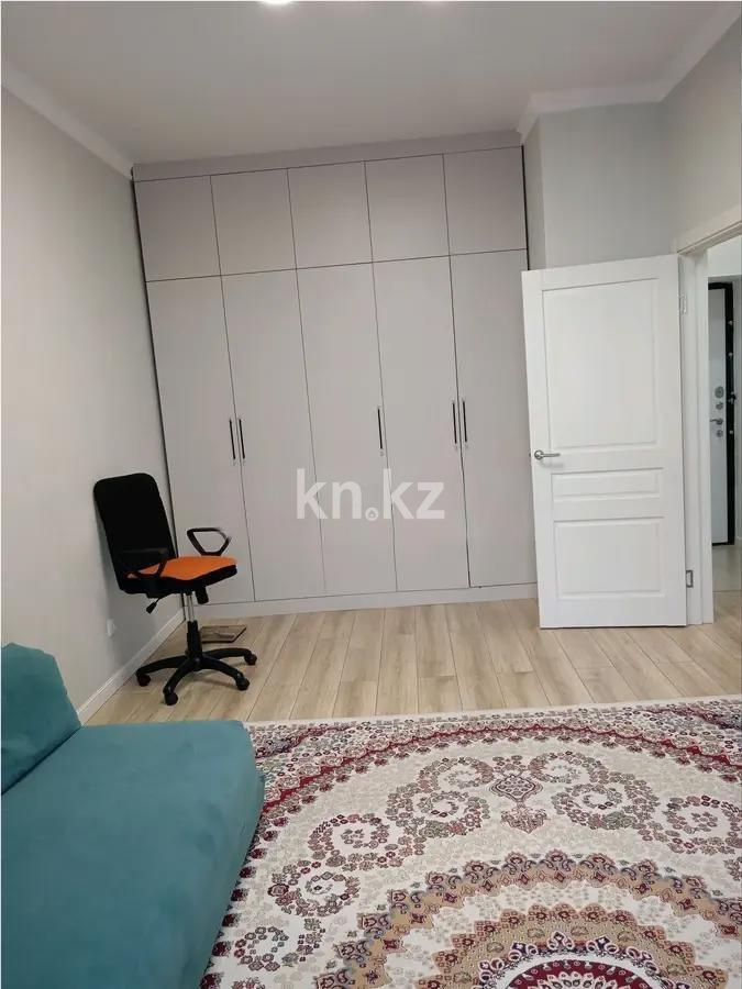 Продажа 1-комнатной квартиры, 38 м², ул. Айтматова, дом  60/1 в Астане - фото 2