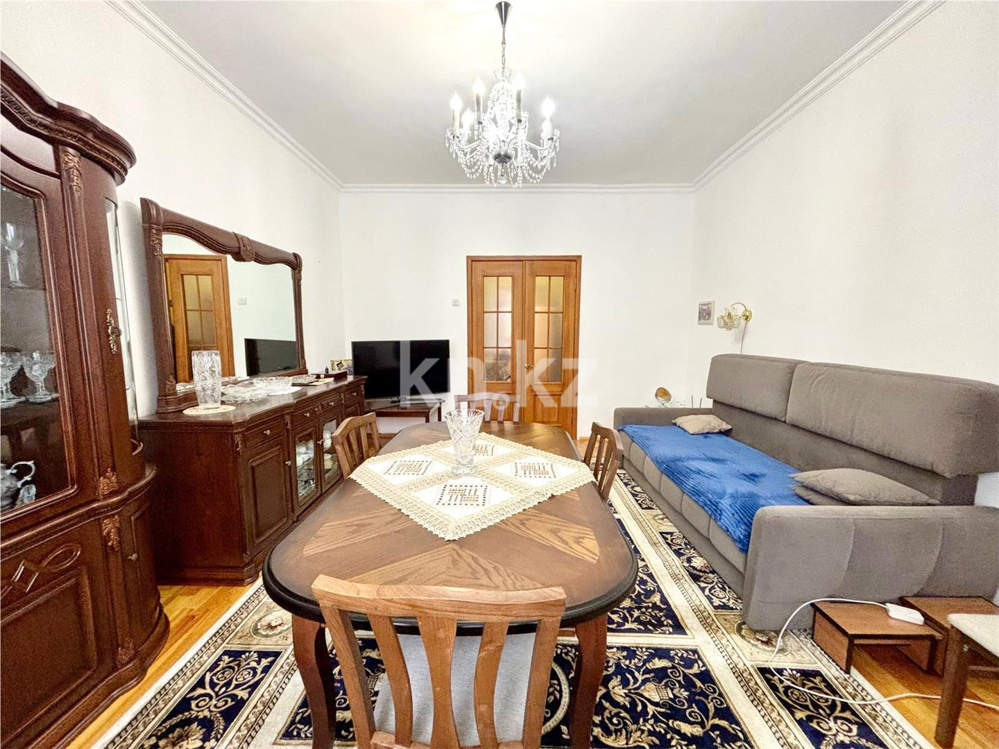 Продажа 3-комнатной квартиры, 84 м², ул. Абая в Караганде - фото 2