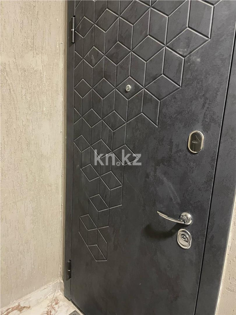 Продажа 1-комнатной квартиры, 52 м², ул. Анжерская в Караганде - фото 12