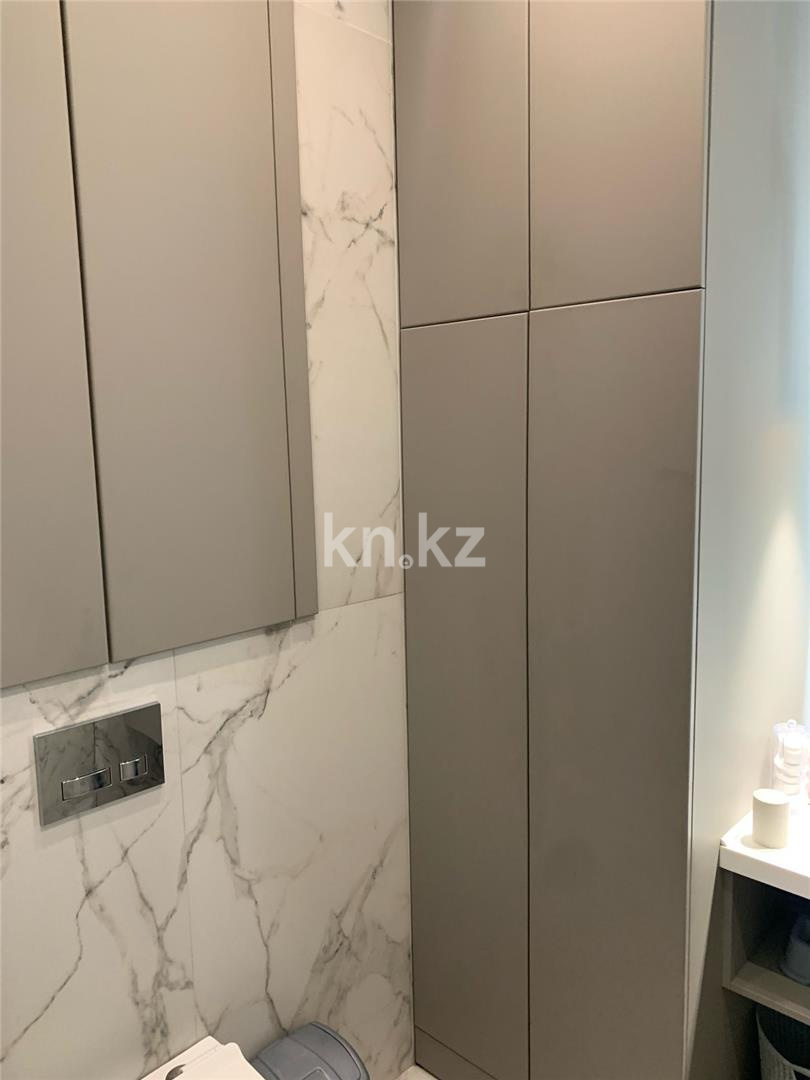 Продажа 2-комнатной квартиры, 68 м², ул. Ашимова, дом  21 в Караганде - фото 10