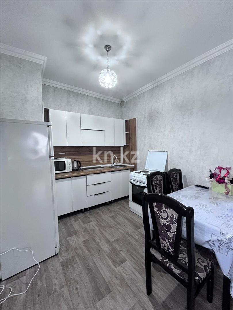 Продажа 2-комнатной квартиры, 57 м², ул. Университетская в Караганде - фото 4