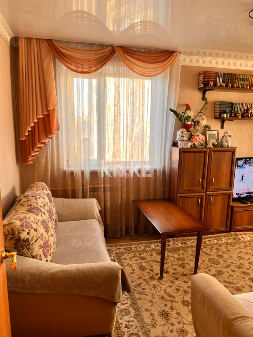 Продажа 3-комнатной квартиры, 63 м², ул. Сатыбалдина, дом  28 в Караганде