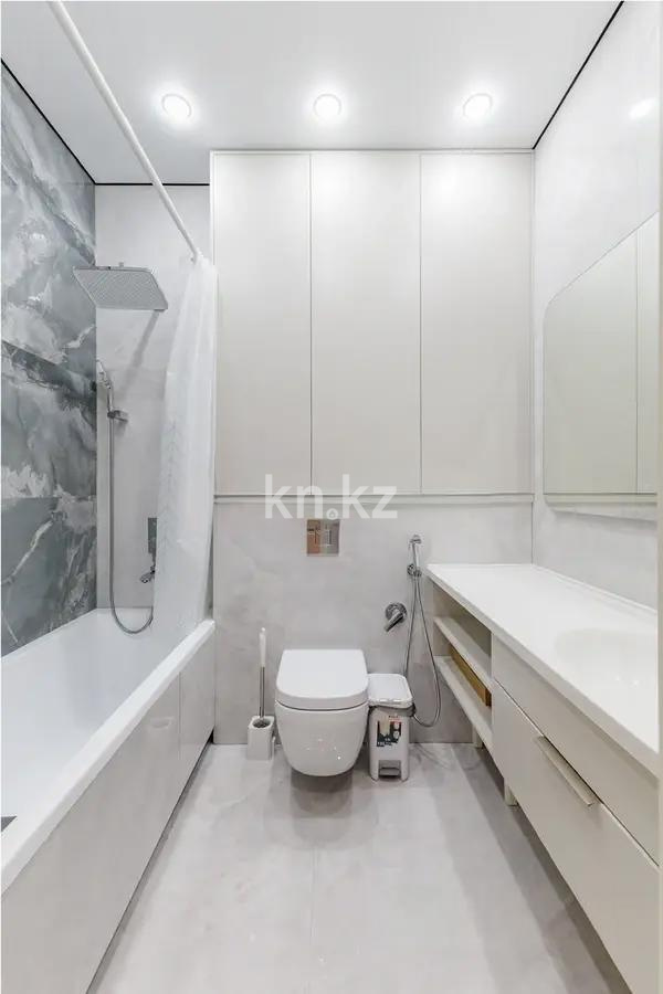 Продажа 3-комнатной квартиры, 98 м², пр. Тауелсыздык, дом  23/1 в Астане - фото 4