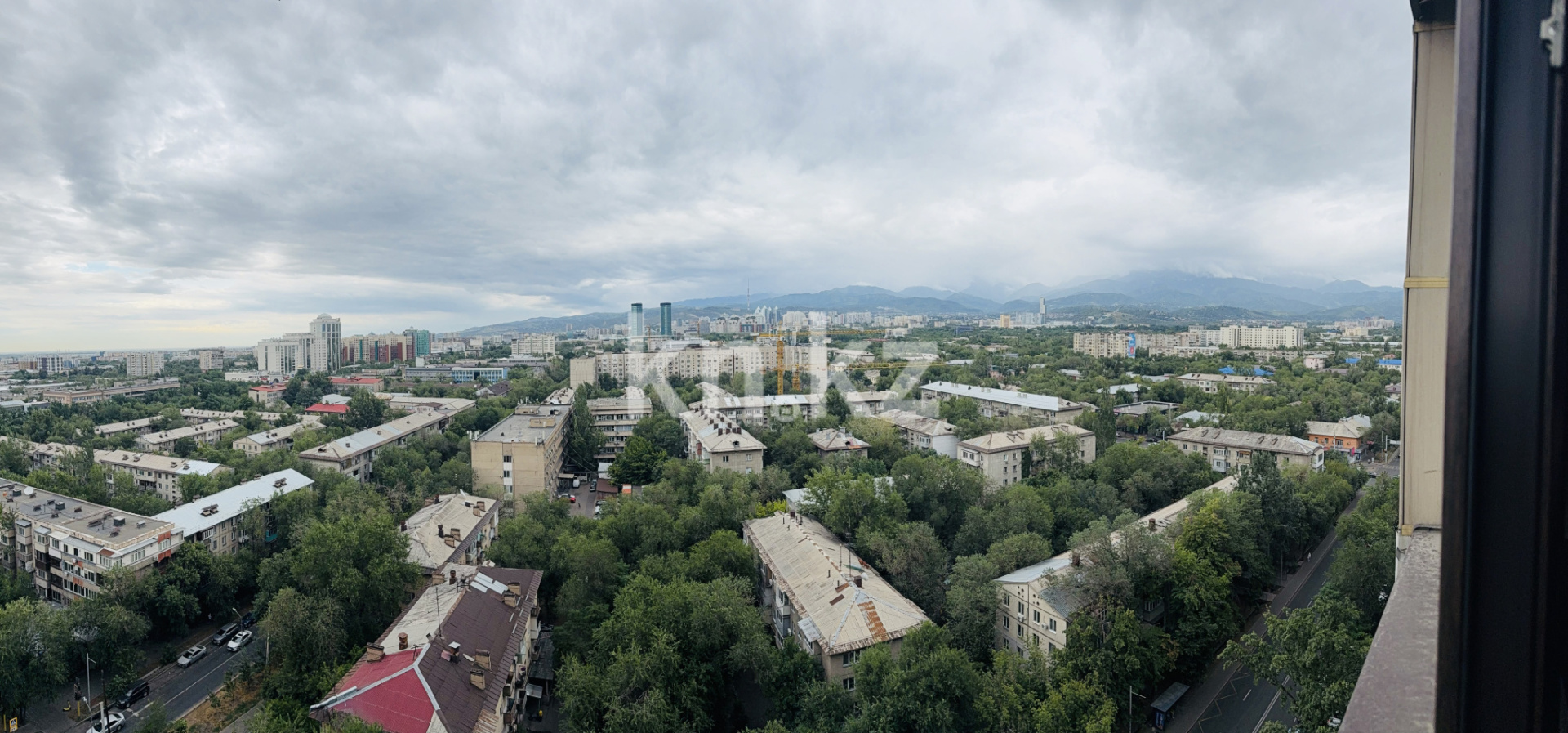 Аренда 1-комнатной квартиры, 49.9 м², ул. Жарокова, дом  137 в Алматы - фото 11