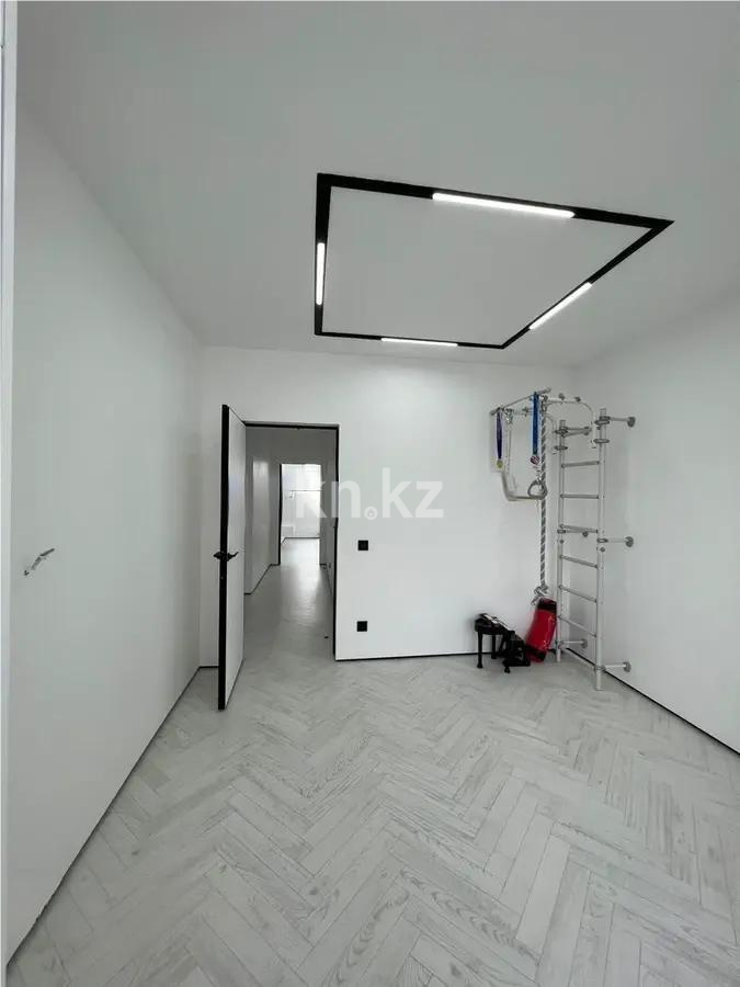Продажа 3-комнатной квартиры, 90 м², пр. Аль-Фараби, дом  11/1 в Астане
