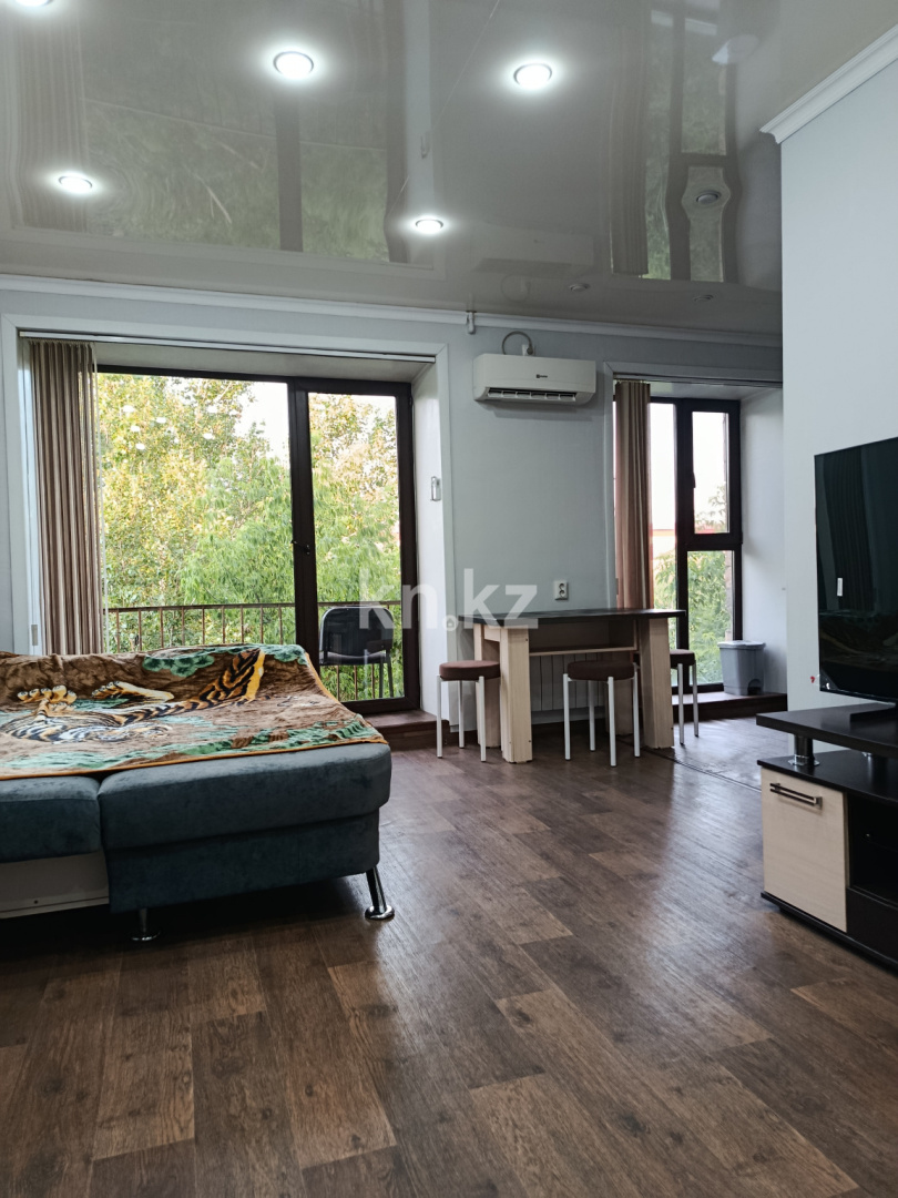 Аренда 1-комнатной квартиры, 36 м² в Караганде