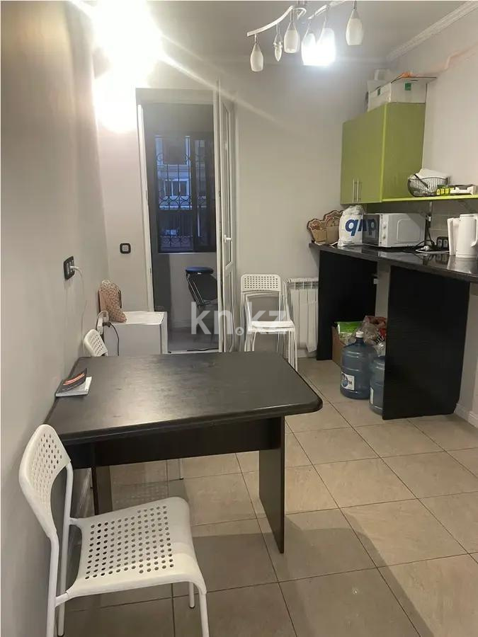 Продажа 4-комнатной квартиры, 146 м², ул. Аскарова, дом  21/1 в Алматы - фото 3