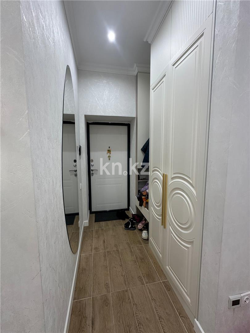 Продажа 4-комнатной квартиры, 104 м², пр. Республики, дом  участок 1/7 в Караганде - фото 20