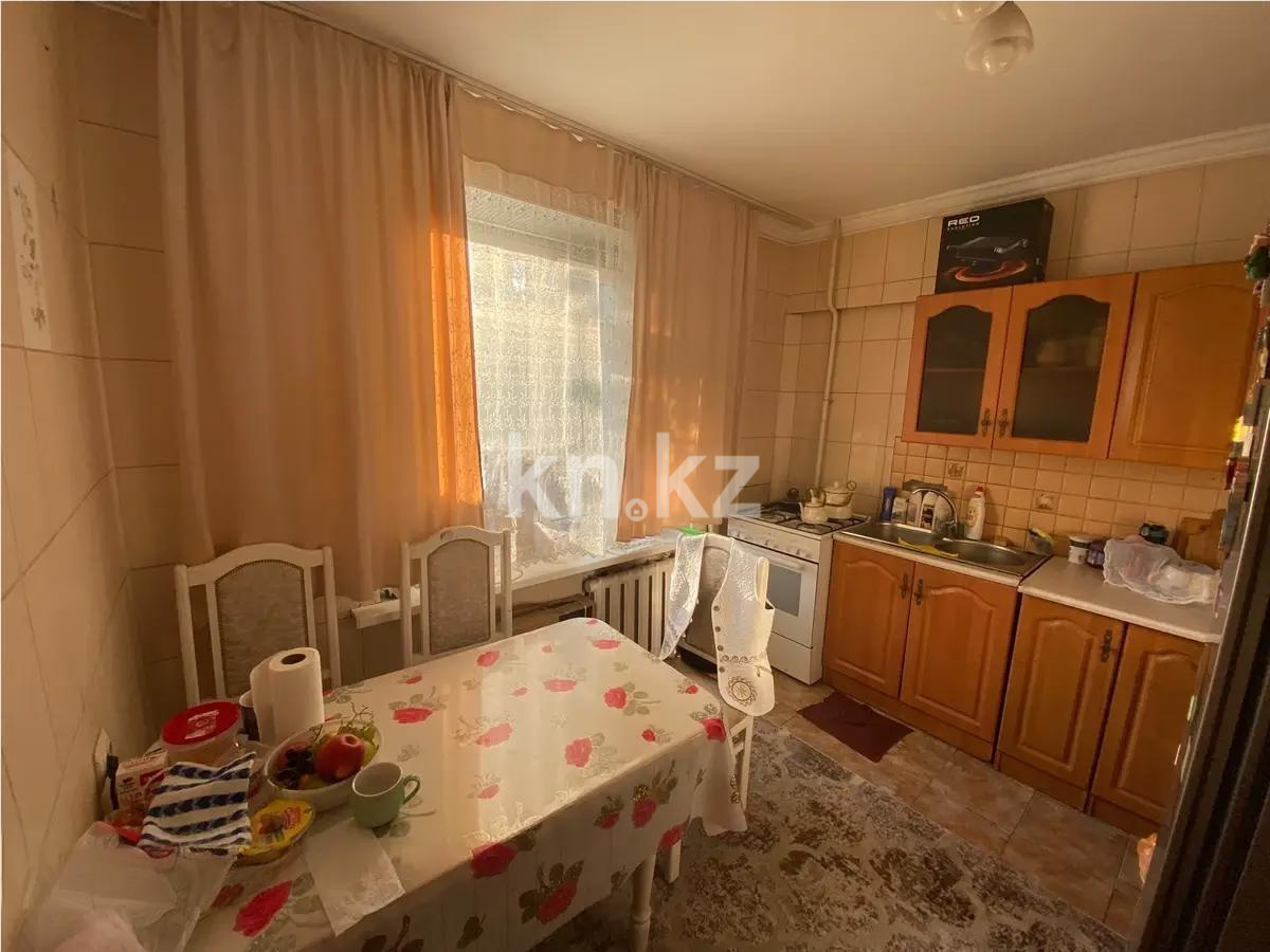Продажа 3-комнатной квартиры, 70 м², ул. Муратбаева, дом  186 в Алматы - фото 4