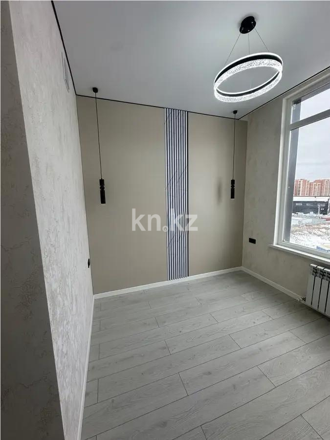 Продажа 2-комнатной квартиры, 40 м², ул. Е-430, дом  2/4 в Астане - фото 2