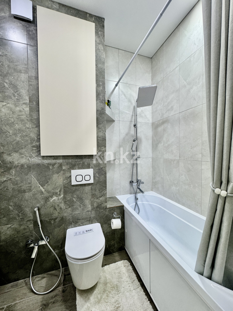 Продажа 3-комнатной квартиры, 95.6 м² в Караганде - фото 26