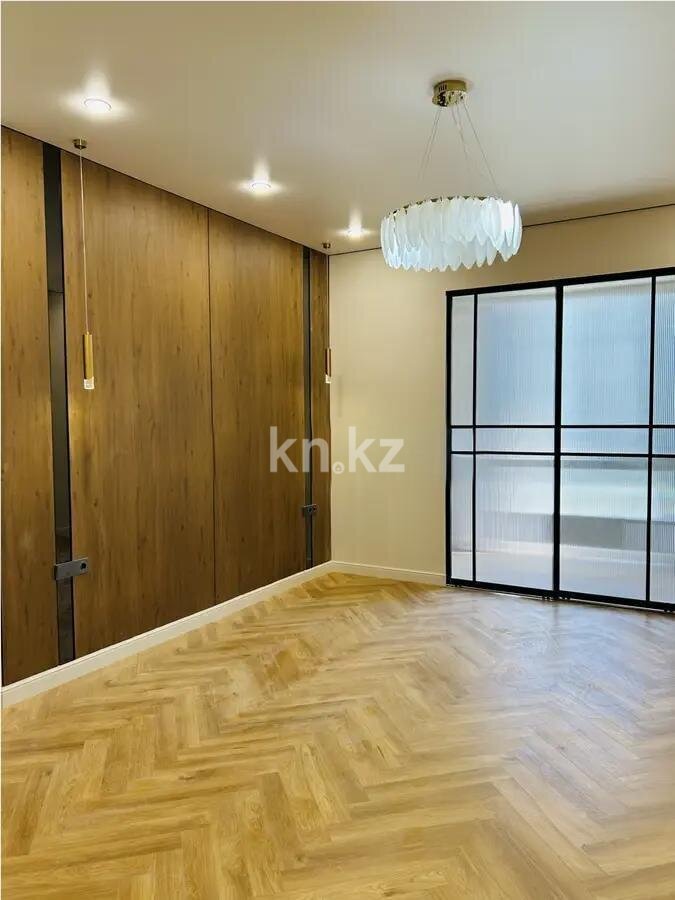 Продажа 4-комнатной квартиры, 140 м² в Алматы