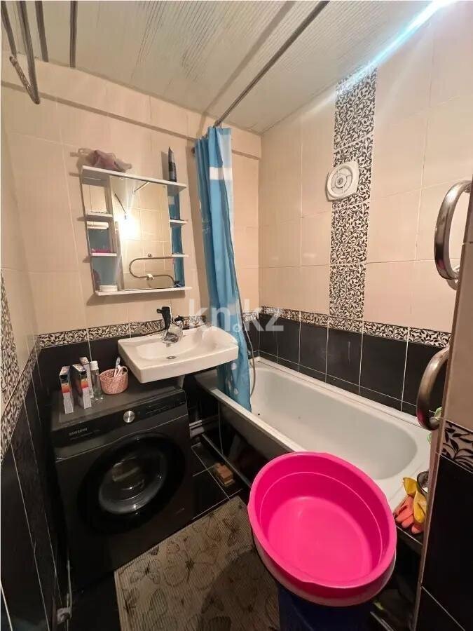 Продажа 3-комнатной квартиры, 68.5 м² в Алматы - фото 4
