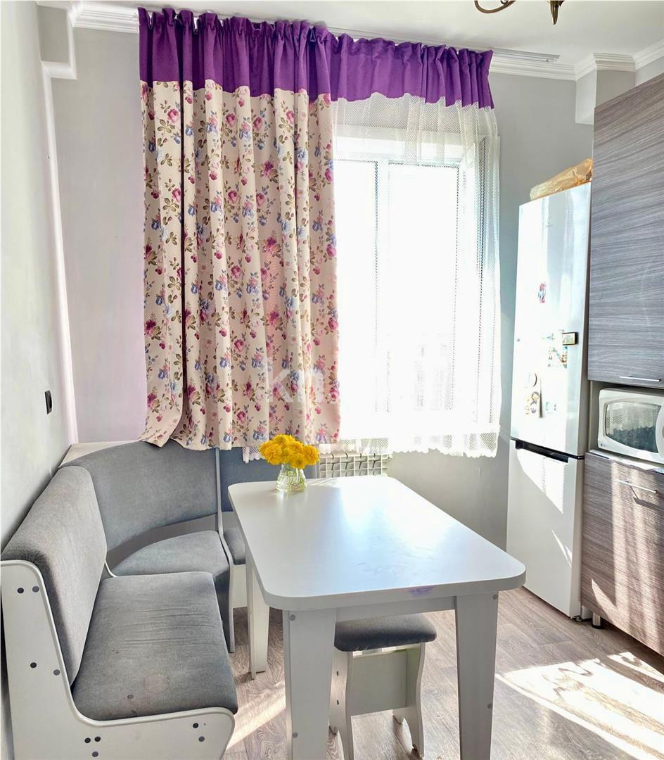 Продажа 2-комнатной квартиры, 58 м², мкр-н Голубые Пруды в Караганде