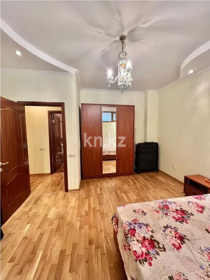Продажа 3-комнатной квартиры, 139 м², бул. Бухар Жырау, дом  27/5 в Алматы - фото 2