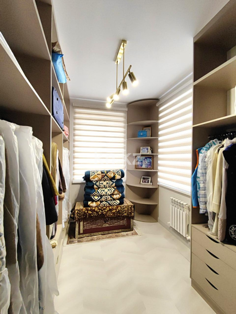 Продажа 7-комнатного дома, 450 м² в Караганде - фото 7