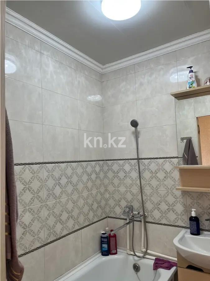 Продажа 4-комнатной квартиры, 61 м², мкр-н 18, дом  21 в Караганде - фото 3