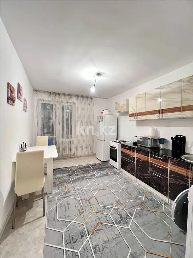 Продажа 3-комнатной квартиры, 79 м², ул. Ырысты, дом  46/10 в Алматы - фото 4