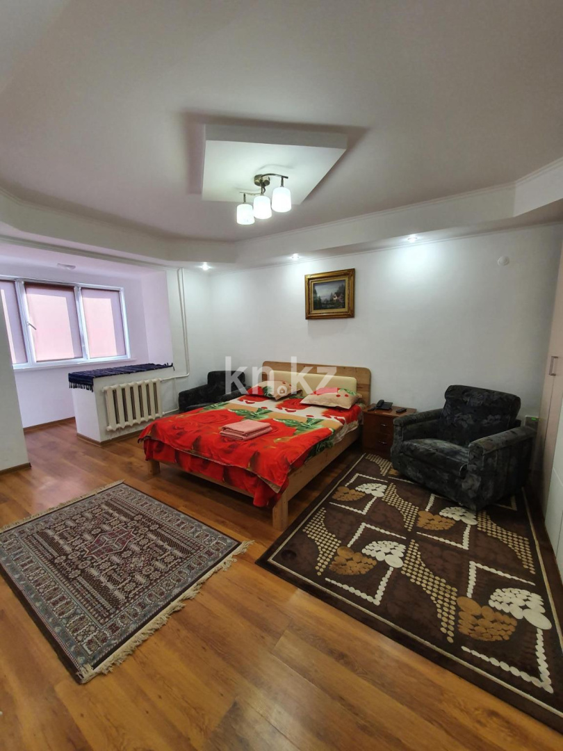 Аренда 1-комнатной квартиры посуточно, 40 м² в Алматы - фото 2