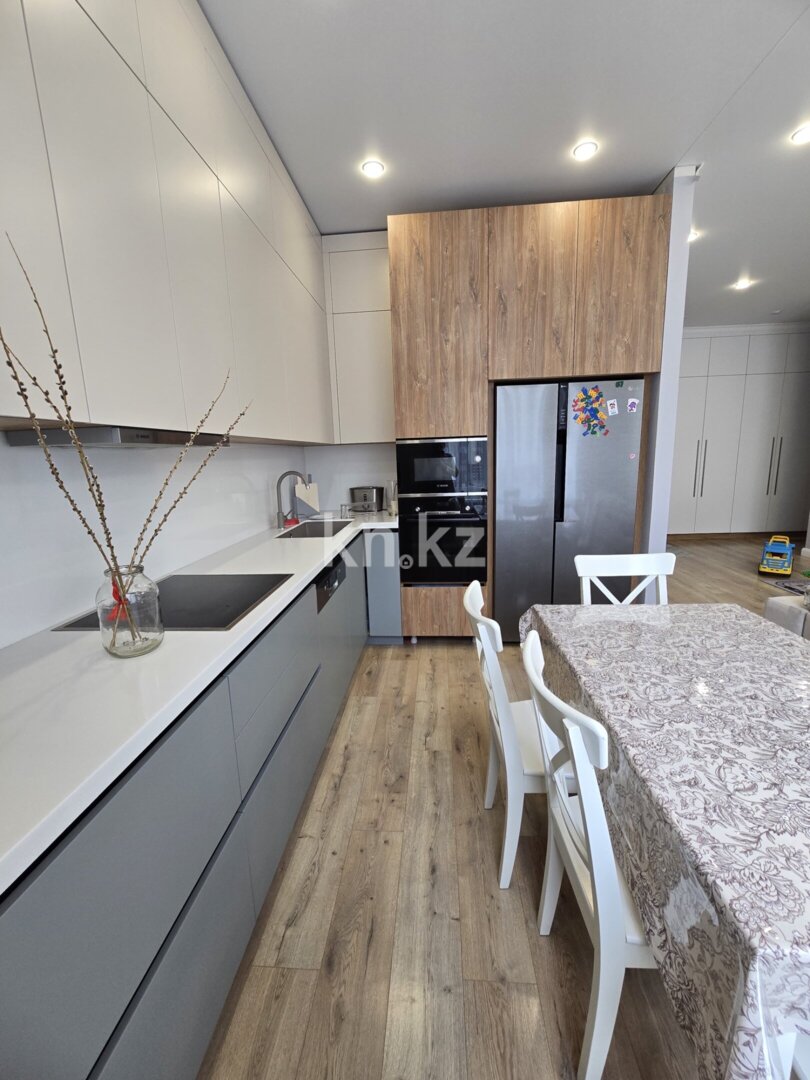 Продажа 4-комнатной квартиры, 100 м² в Астане - фото 2