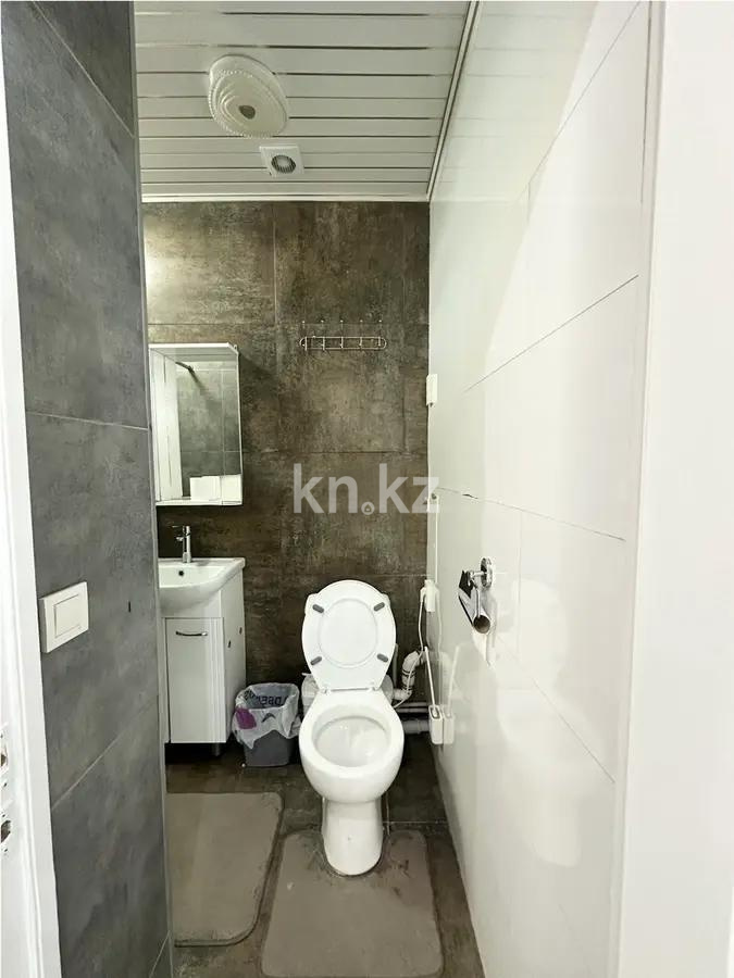 Продажа 2-комнатной квартиры, 45 м², мкр-н Аксай-5, дом  25 в Алматы - фото 3