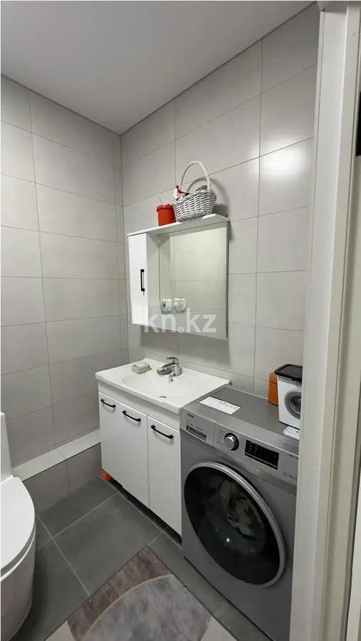 Продажа 2-комнатной квартиры, 55 м², ул. Омарова, дом  1 в Алматы - фото 4