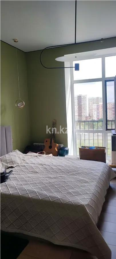 Продажа 2-комнатной квартиры, 76 м², ул. Дюсембекова, дом  83/2 в Караганде - фото 2