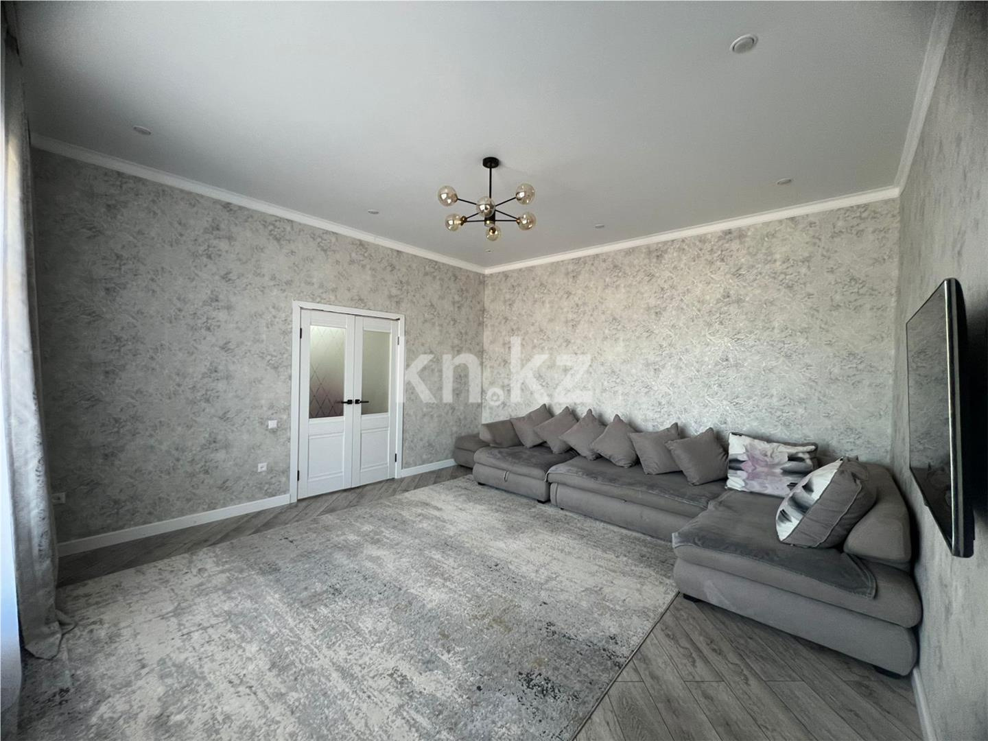 Продажа 4-комнатного дома, 107 м², ул. Муканова в Караганде - фото 2