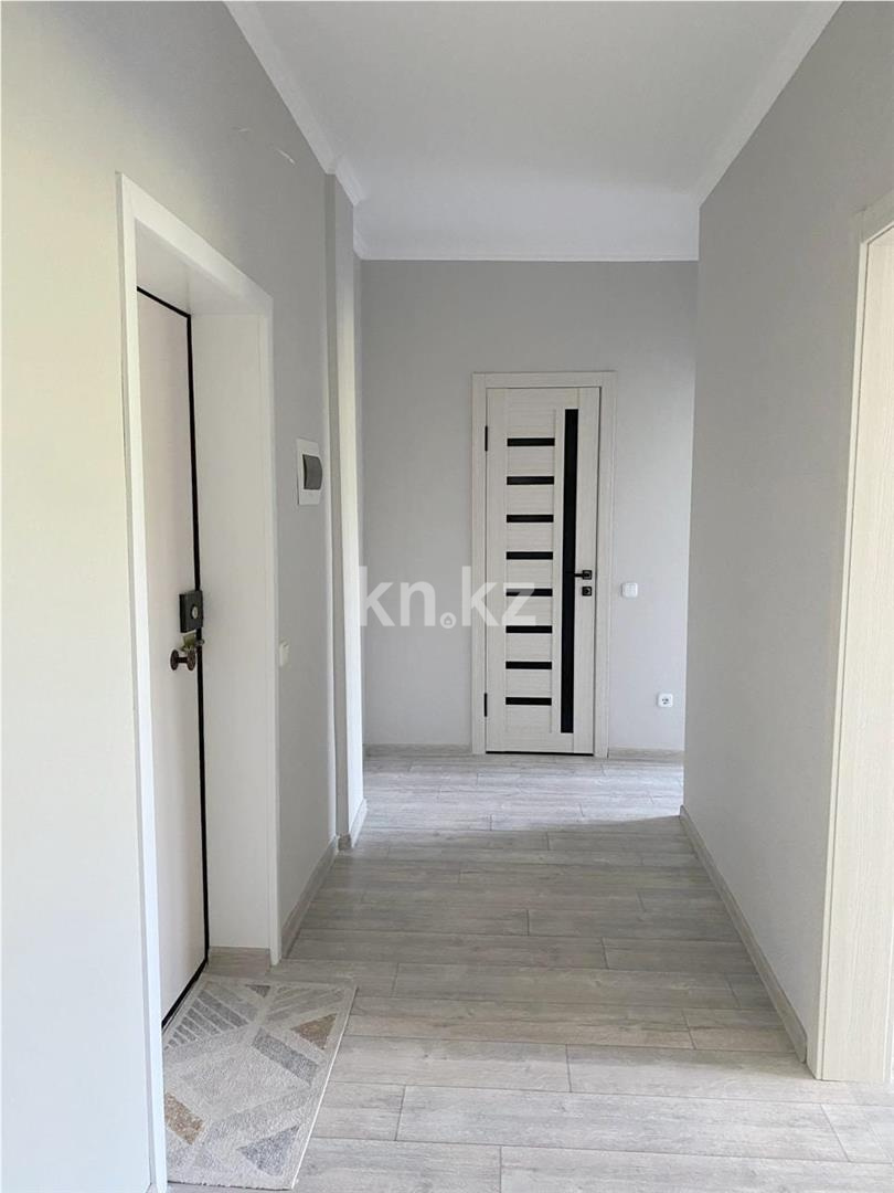 Продажа 2-комнатной квартиры, 61 м², ул. Сарыарка в Караганде - фото 4