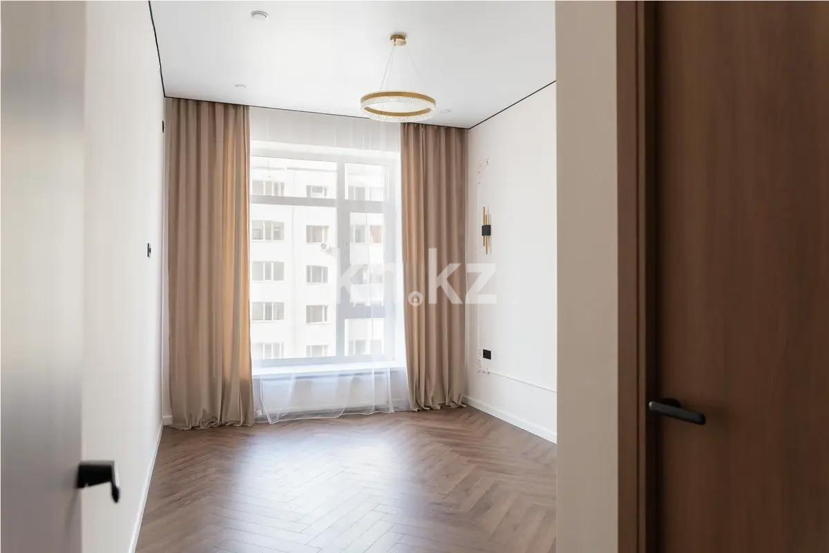 Продажа 3-комнатной квартиры, 68 м², ул. Е-15, дом  13 в Астане - фото 3